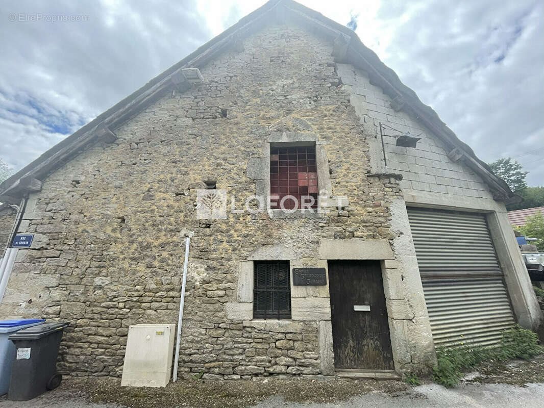 Maison à vendre, 85m², Lons-le-Saunier