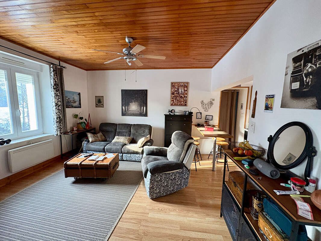 Appartement à vendre, 84m², Rupt-sur-Moselle