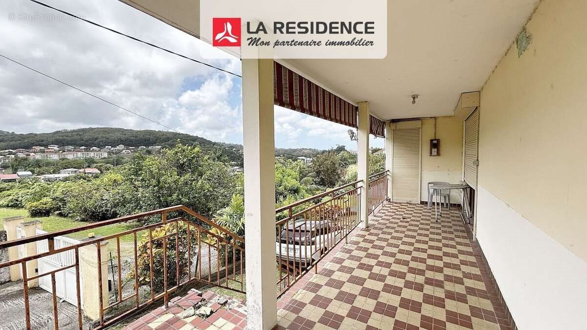 Maison à vendre, 111m², Saint-Esprit