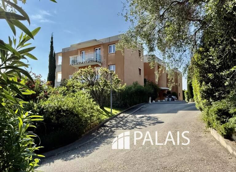 Appartement à vendre, 61m², Nice