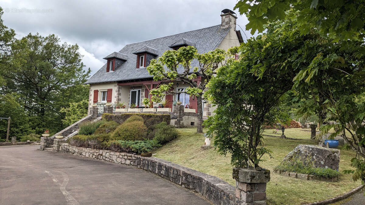 Maison à vendre, 122m², Albussac