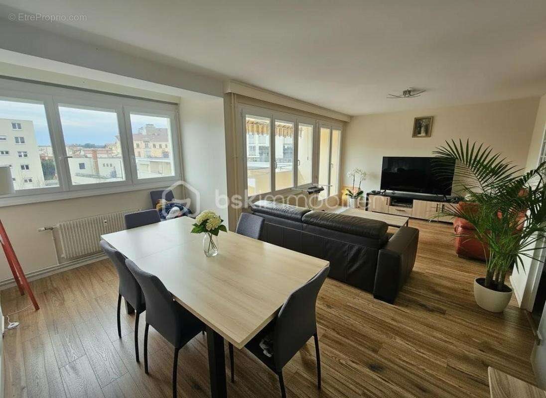 Appartement à vendre, 71m², Le Coteau