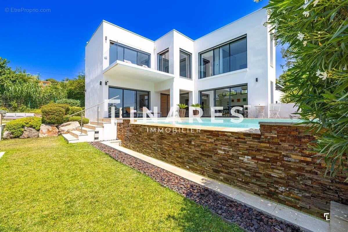 Maison à vendre, 4m², Marseille 11ème