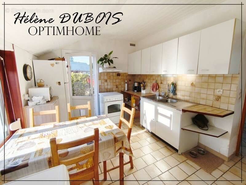 Maison à vendre, 95m², Cerfontaine