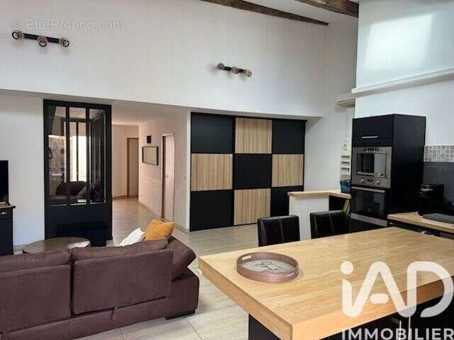 Appartement à vendre, 104m², Villeveyrac