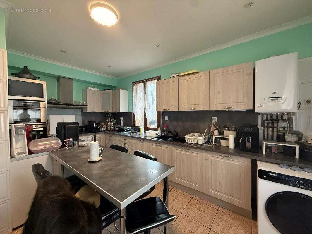 Maison à vendre, 147m², La Ricamarie