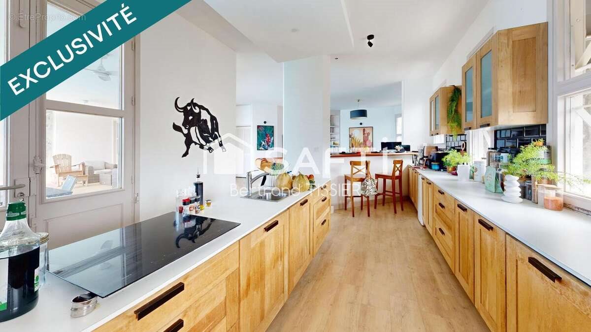 Maison à vendre, 280m², Le Diamant