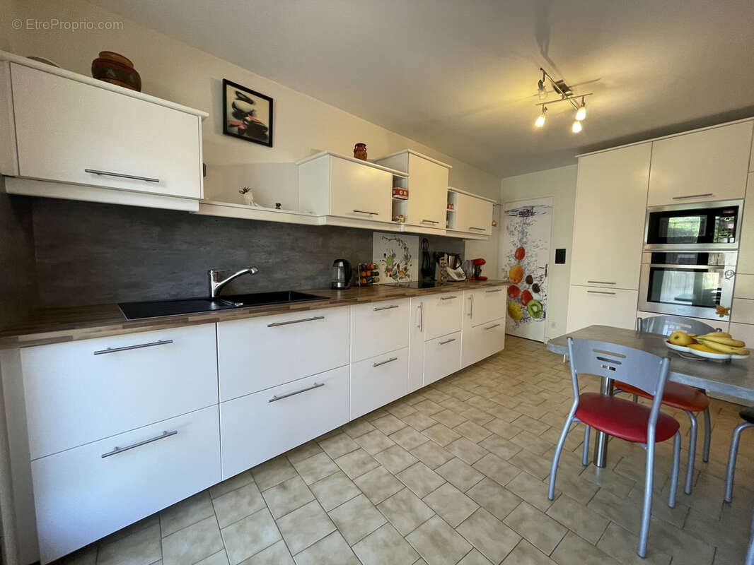 Maison à vendre, 157m², Sassenage