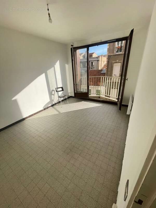 Maison à vendre, 29m², Marseille 5ème