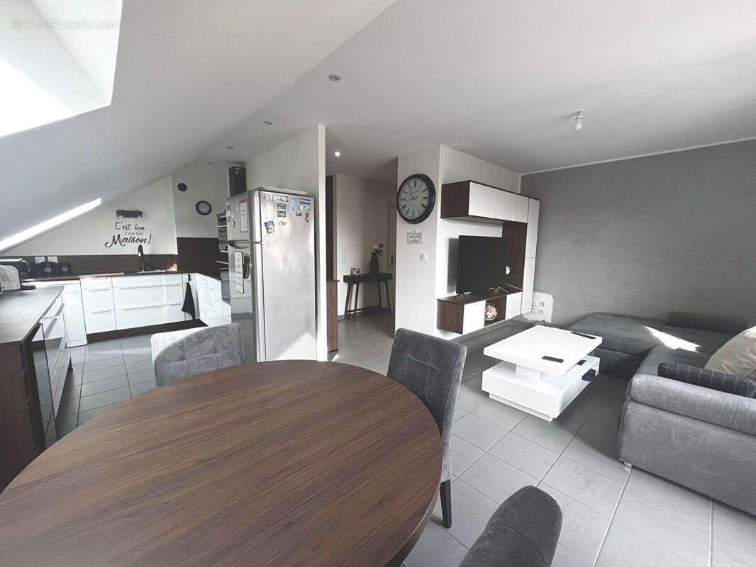 Appartement à vendre, 90m², Janneyrias