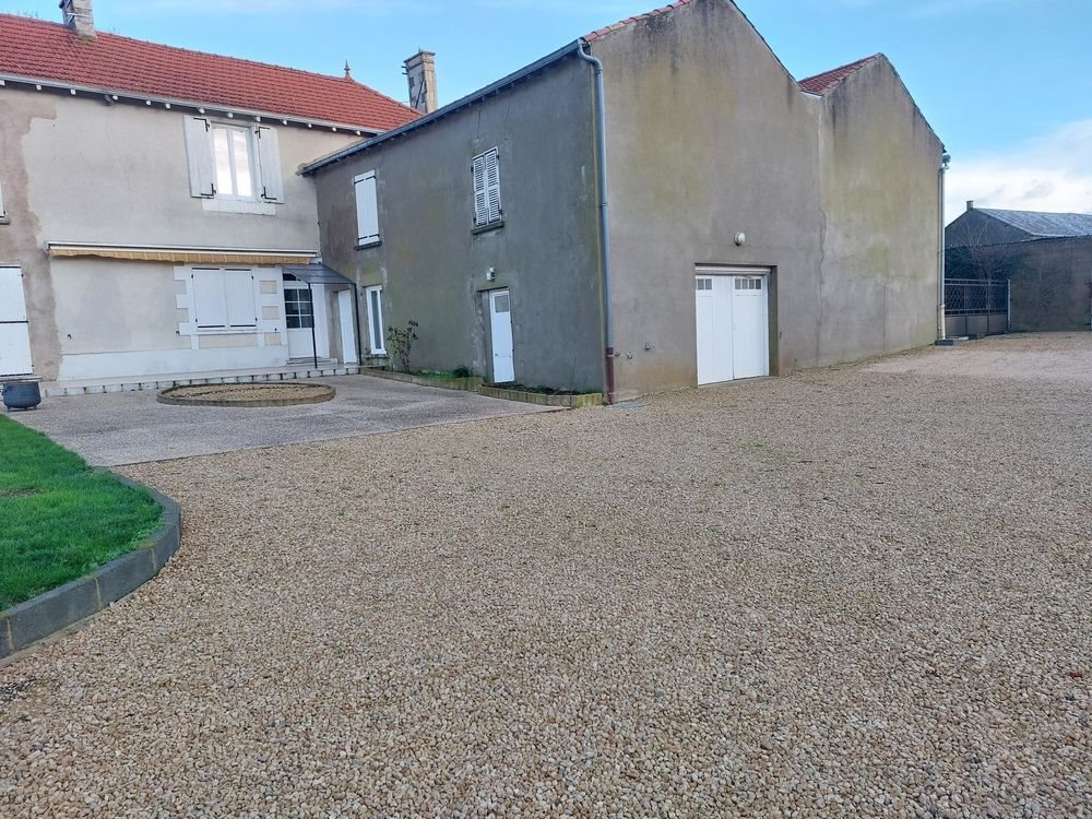 Maison à louer, 138m², Ayron
