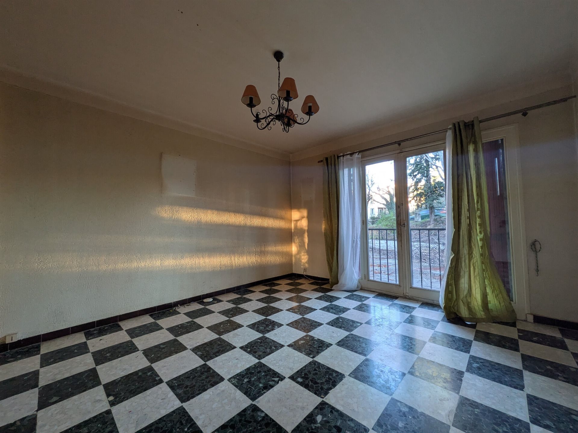 Appartement à vendre, 72m², Peyrolles-en-Provence