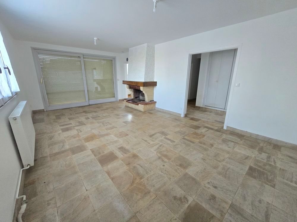 Maison à louer, 167m², Pont-sur-Yonne