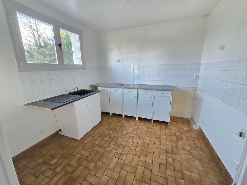 Maison à louer, 167m², Pont-sur-Yonne