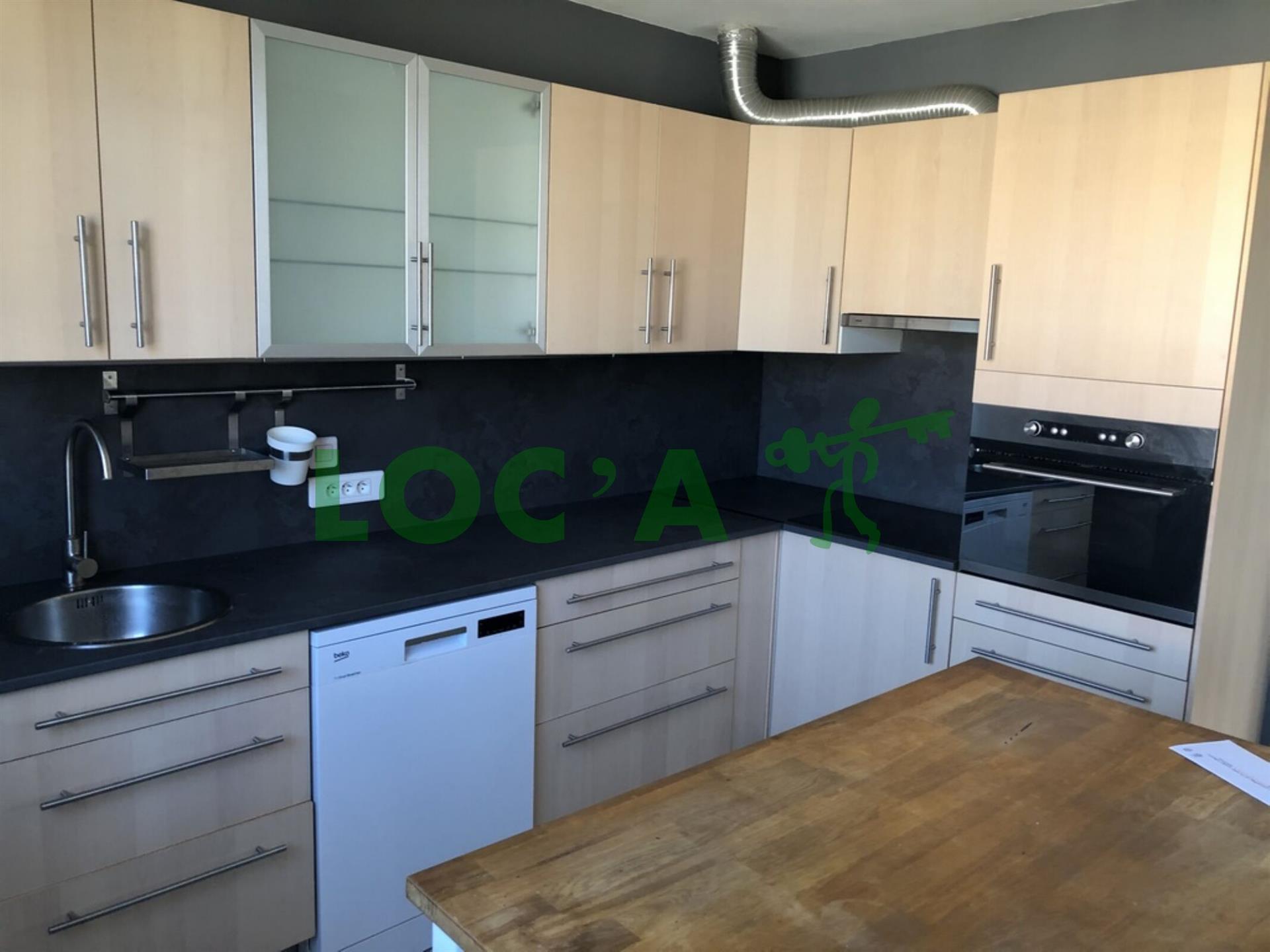 Maison à louer, 180m², Echevannes