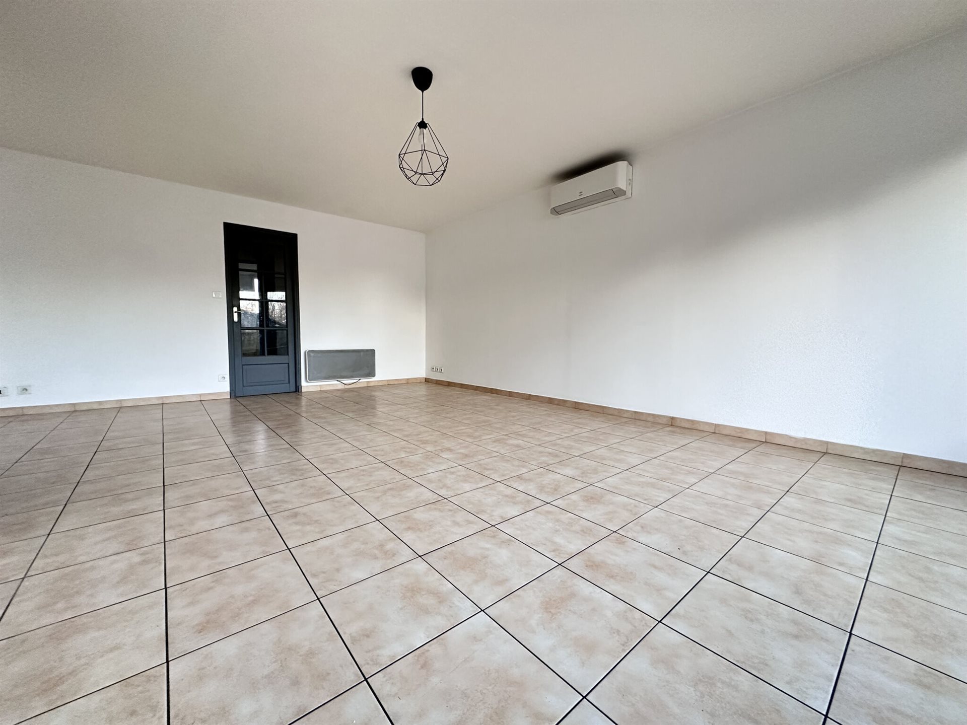 Appartement à louer, 59m², Bédarrides