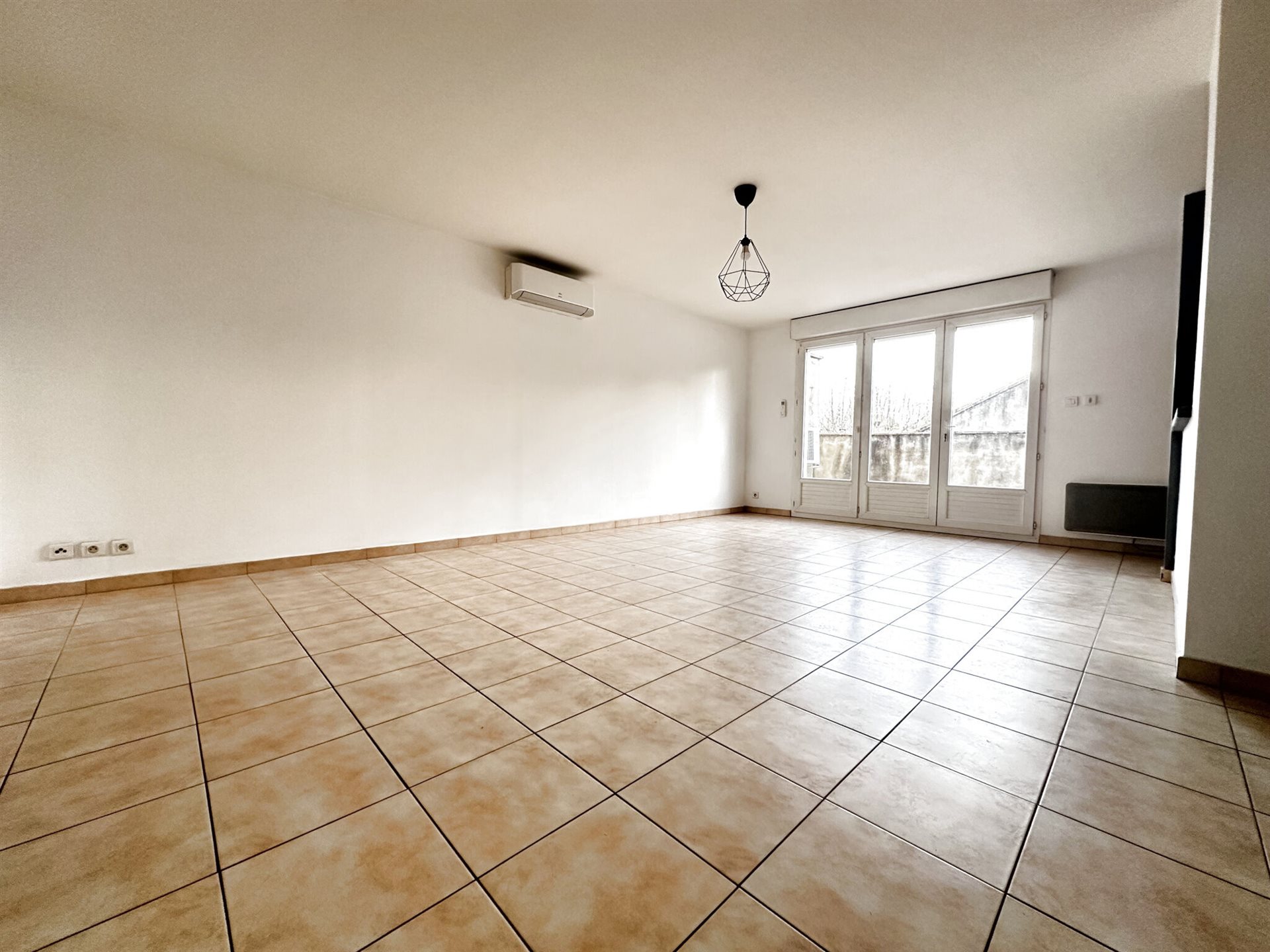 Appartement à louer, 59m², Bédarrides