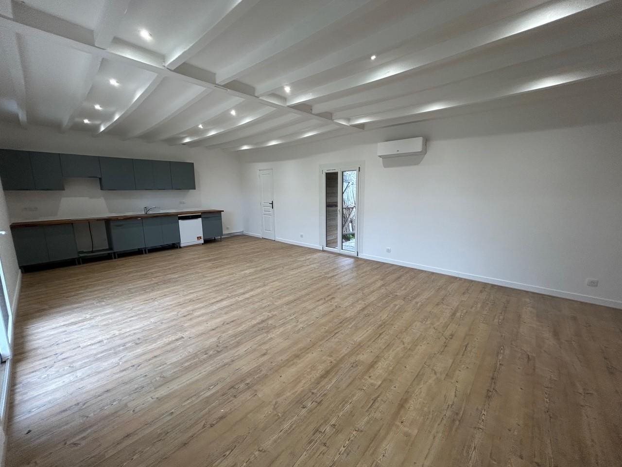 Appartement à louer, 83m², Véretz