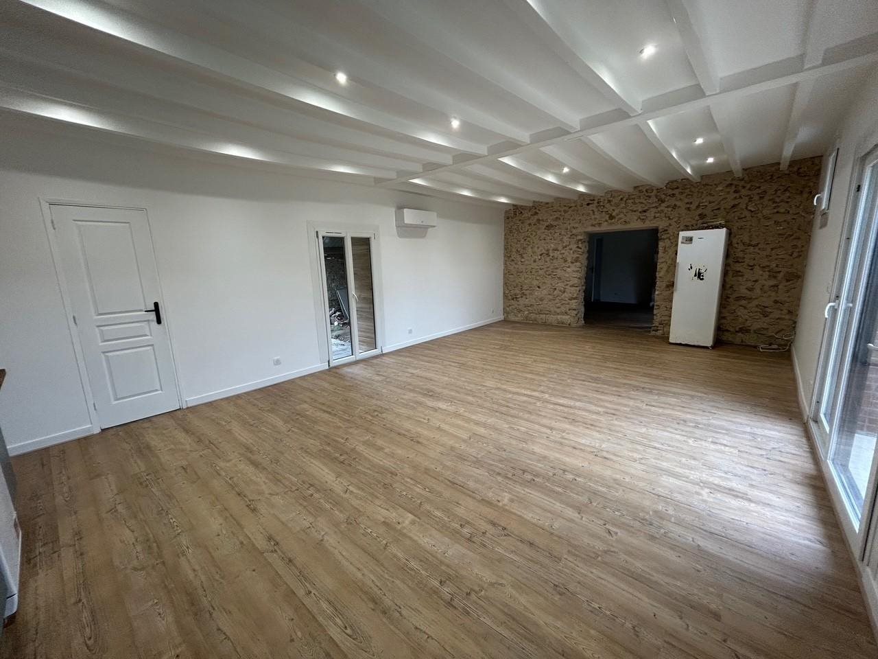 Appartement à louer, 83m², Véretz