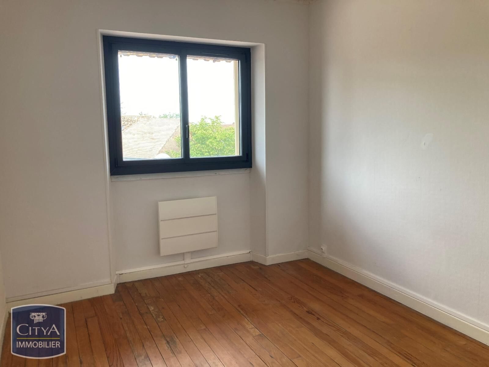 Appartement à louer, 56m², Monbahus