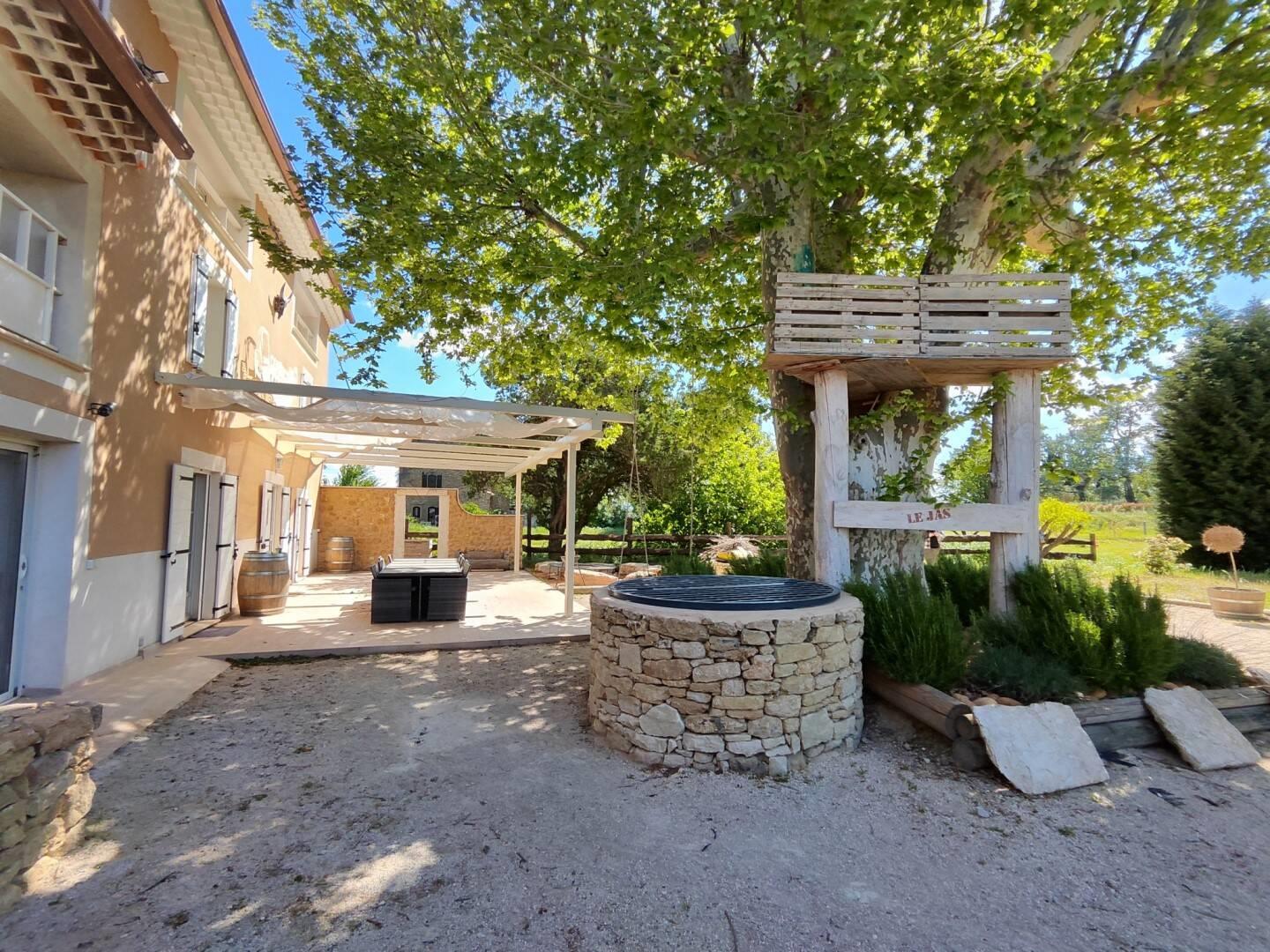 Maison à louer, 246m², Bédarrides