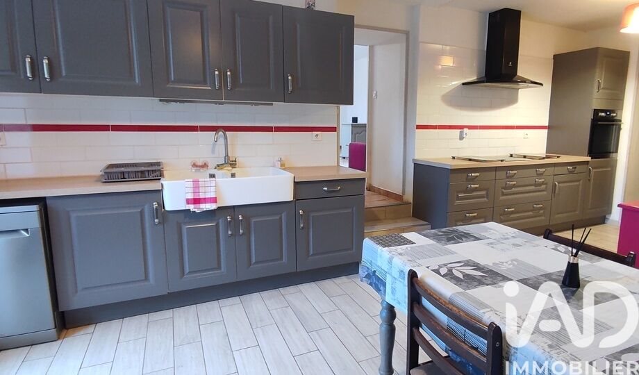 Maison à vendre, 132m², Charmé