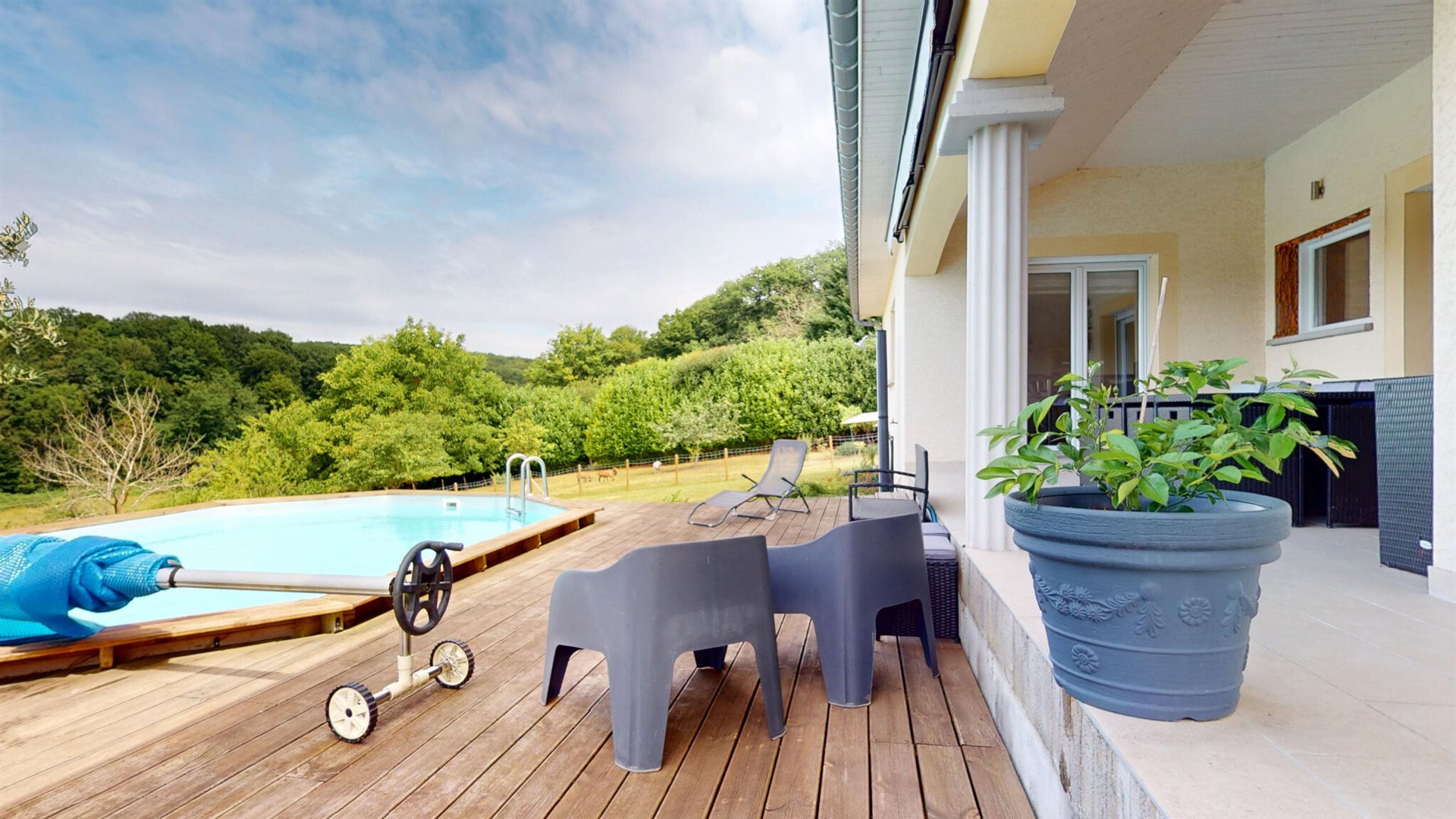 Maison à louer, 197m², Montboillon