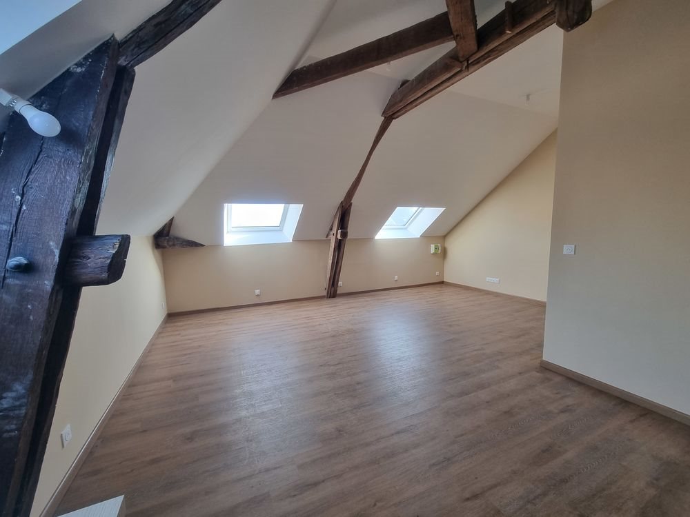 Appartement à louer, 61m², Villethierry