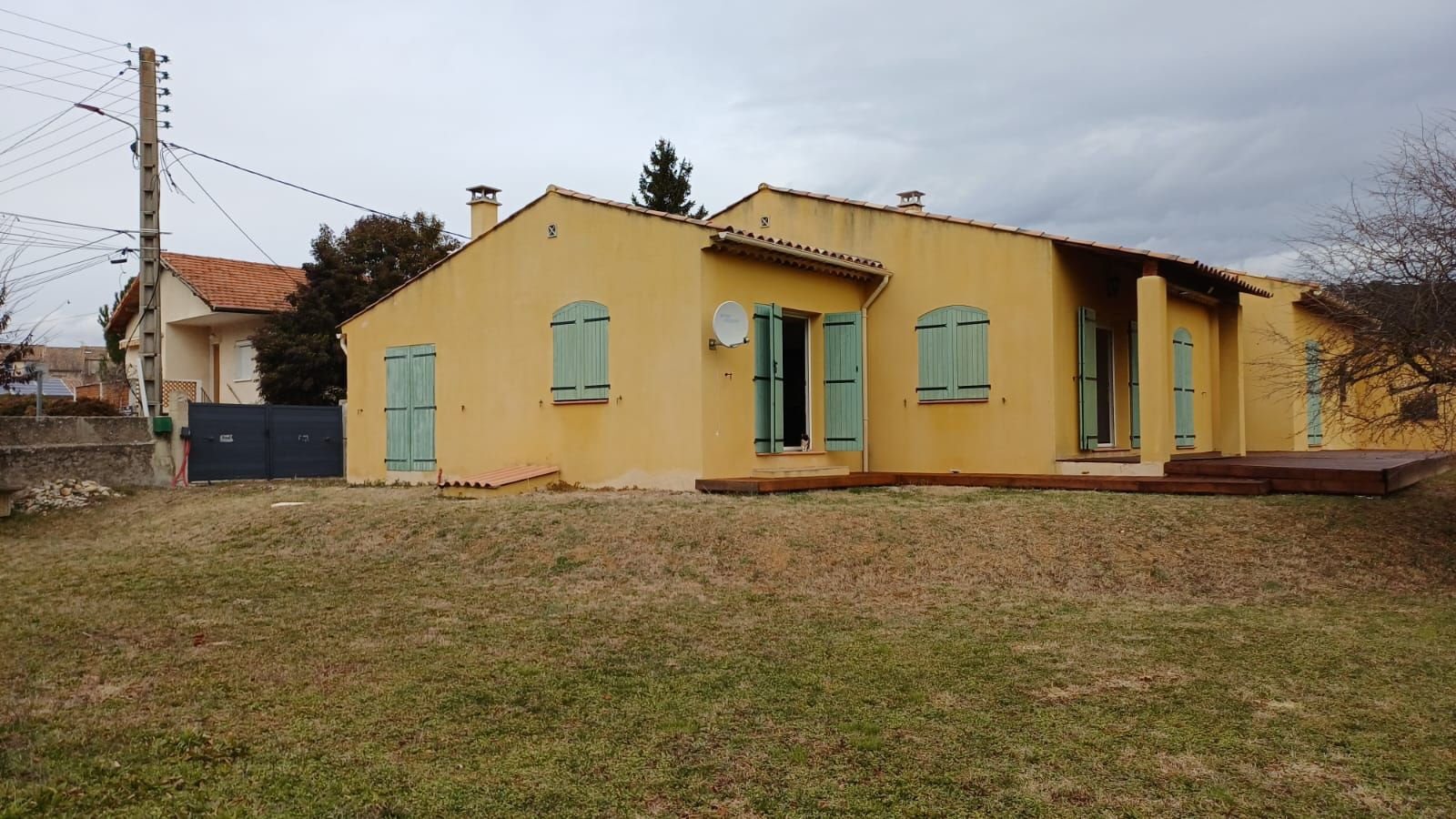 Maison à louer, 97m², Oraison