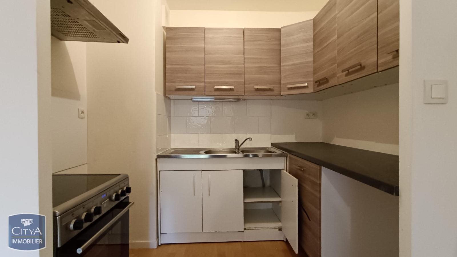 Appartement à louer, 43m², Langueux