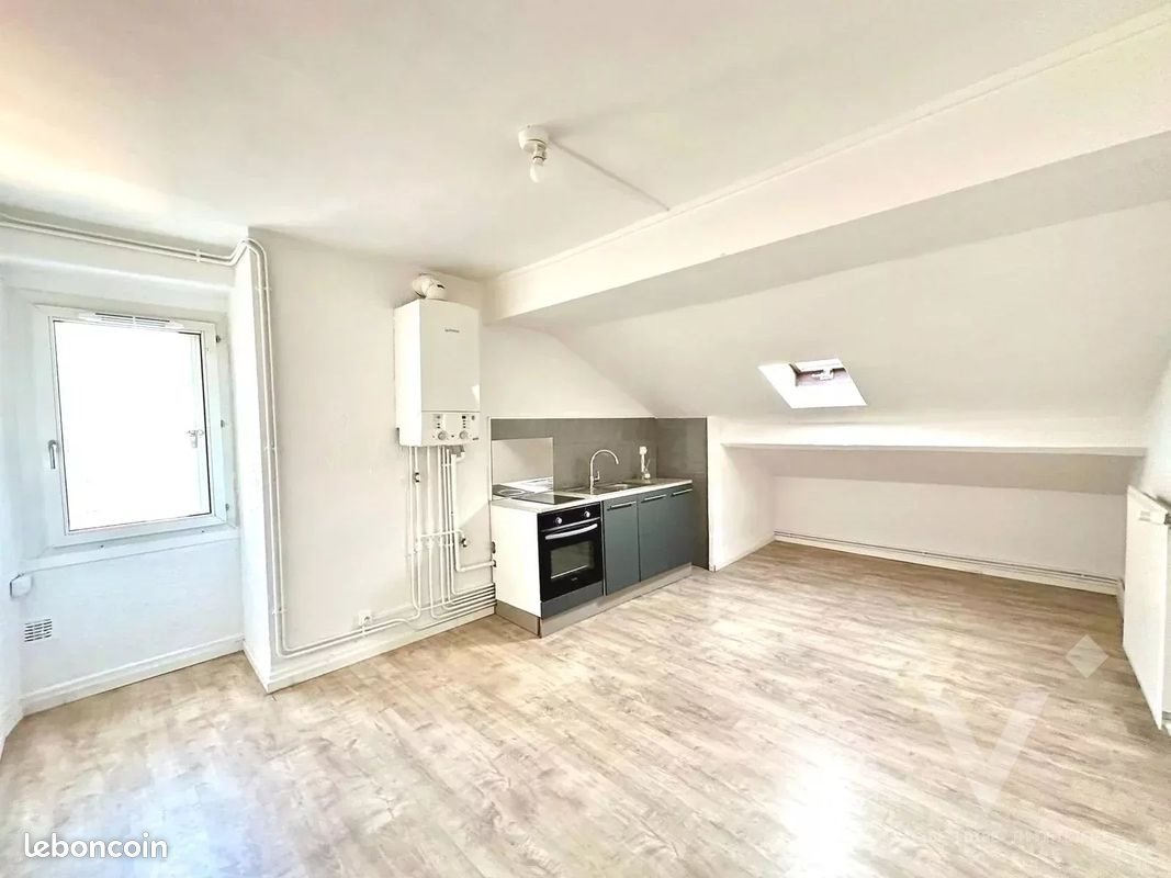 Appartement à vendre, 180m², Le Chambon-Feugerolles