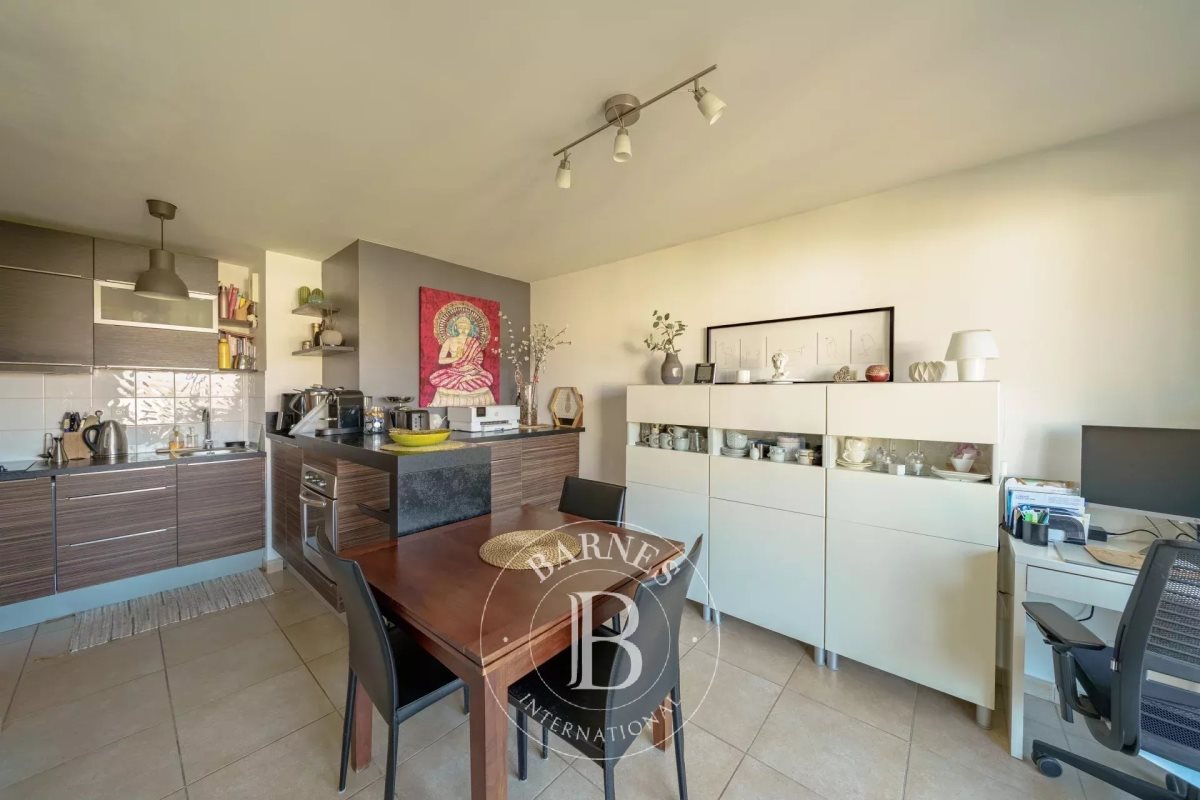 Appartement à vendre, 55m², Marseille 8ème