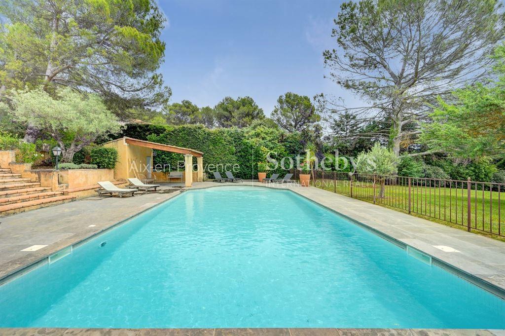 Maison à vendre, 353m², Aix-en-Provence
