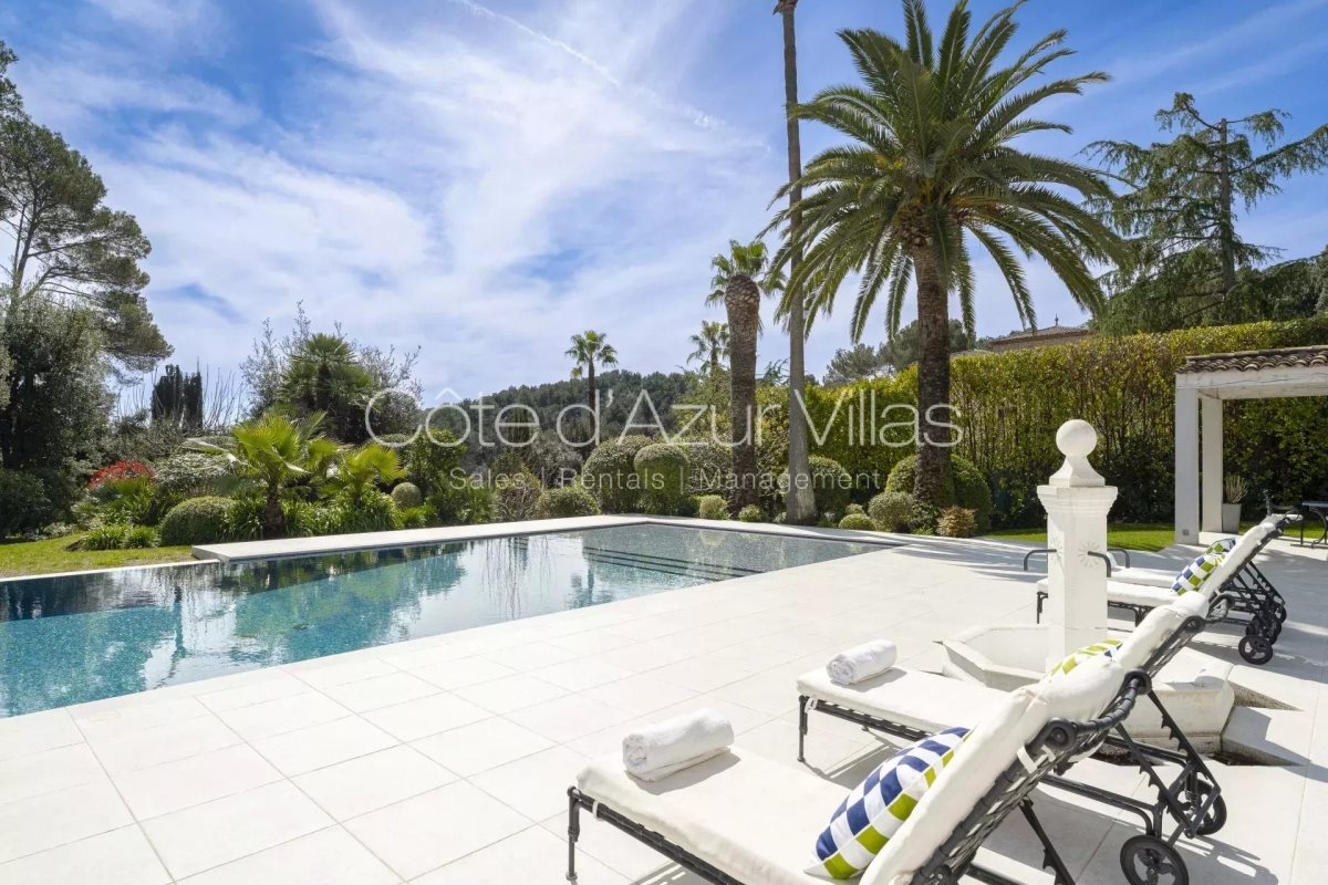 Maison à louer, 385m², Mougins