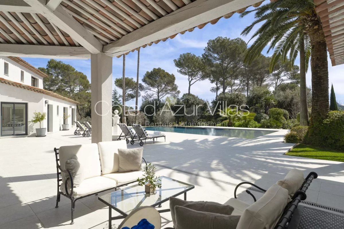 Maison à louer, 385m², Mougins