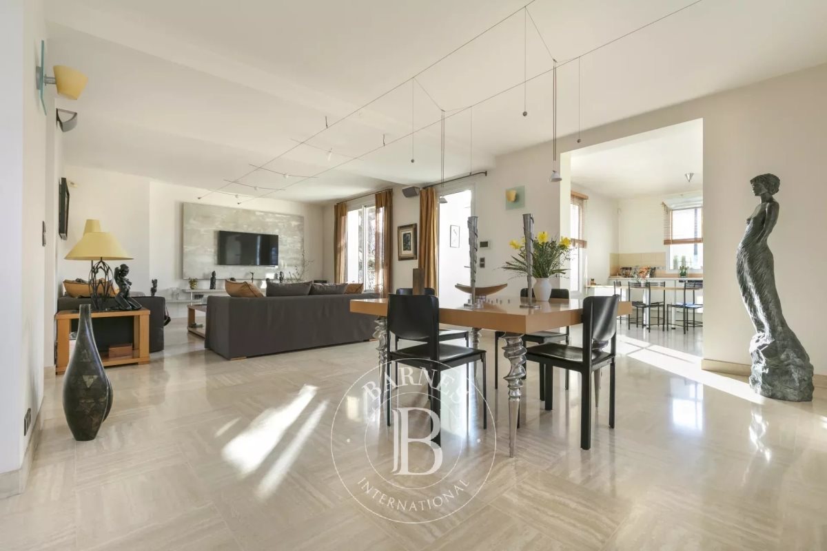 Maison à vendre, 246m², Courbevoie