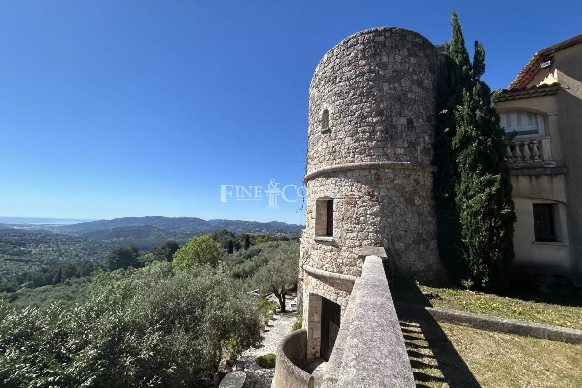 Maison à vendre, 1295m², Grasse