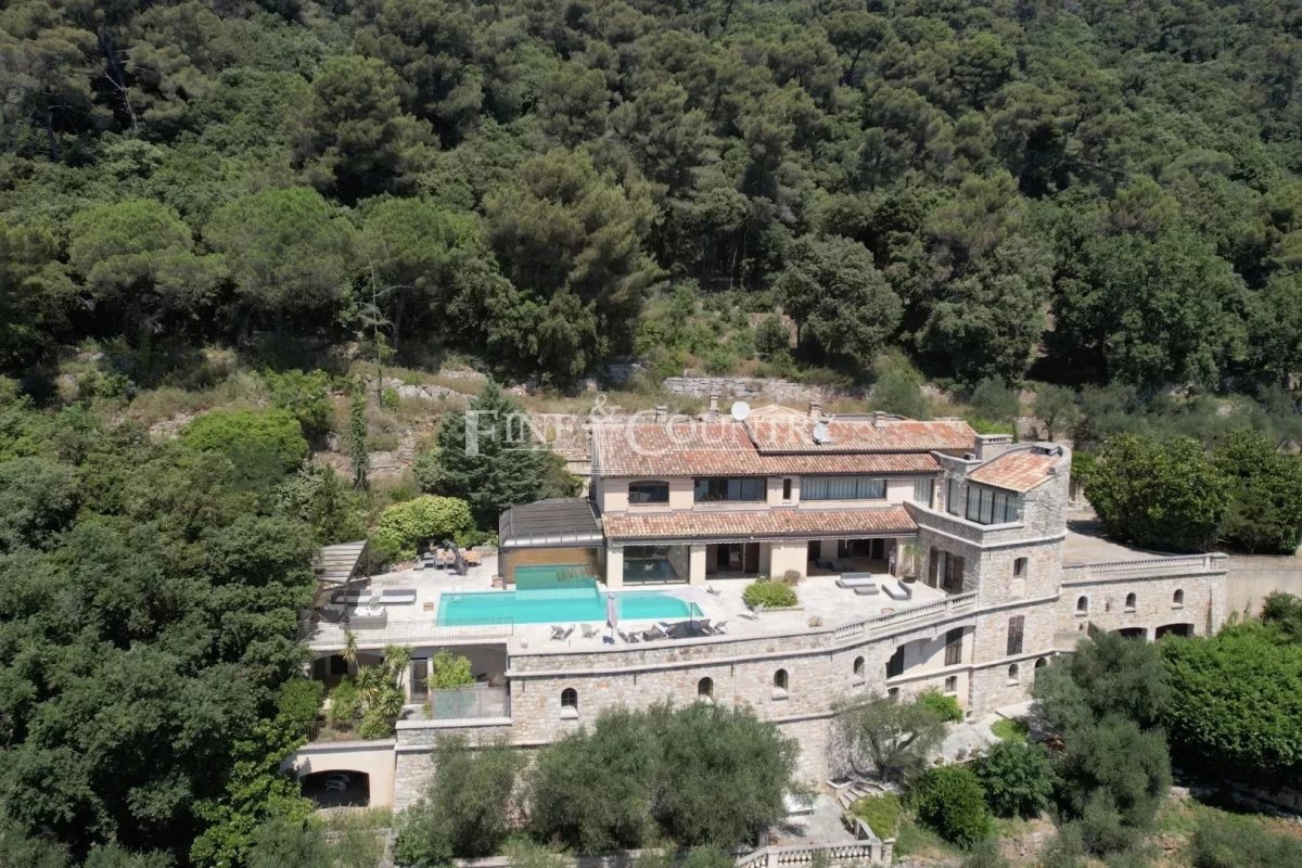 Maison à vendre, 1295m², Grasse