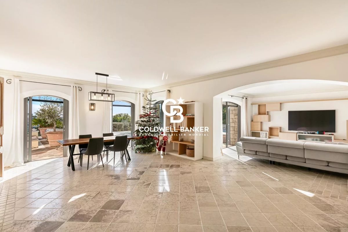 Maison à vendre, 561m², Nice