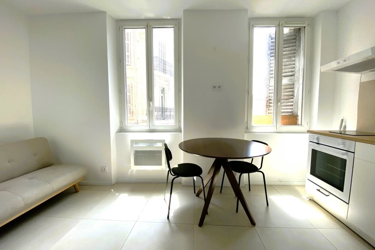 Appartement à louer, 20m², Marseille 6ème