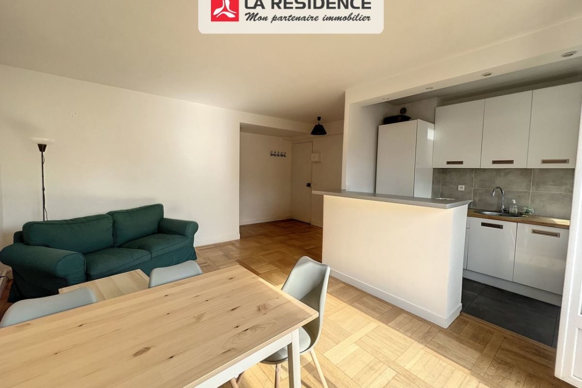Appartement à louer, 45m², Paris 17ème