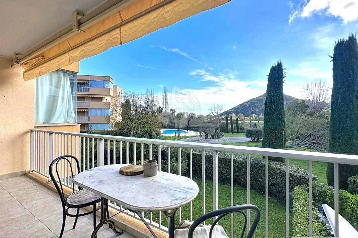 Appartement à vendre, 57m², Mandelieu-la-Napoule