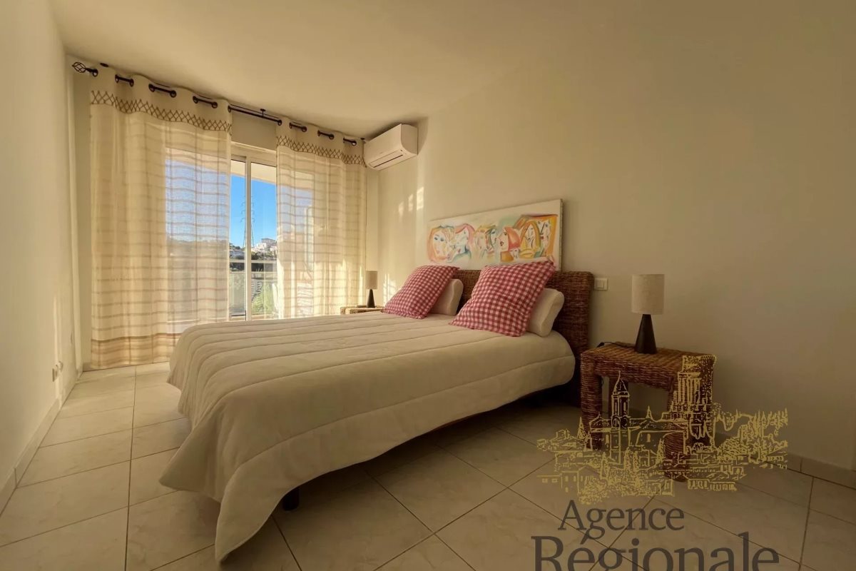 Appartement à louer, 56m², Nice