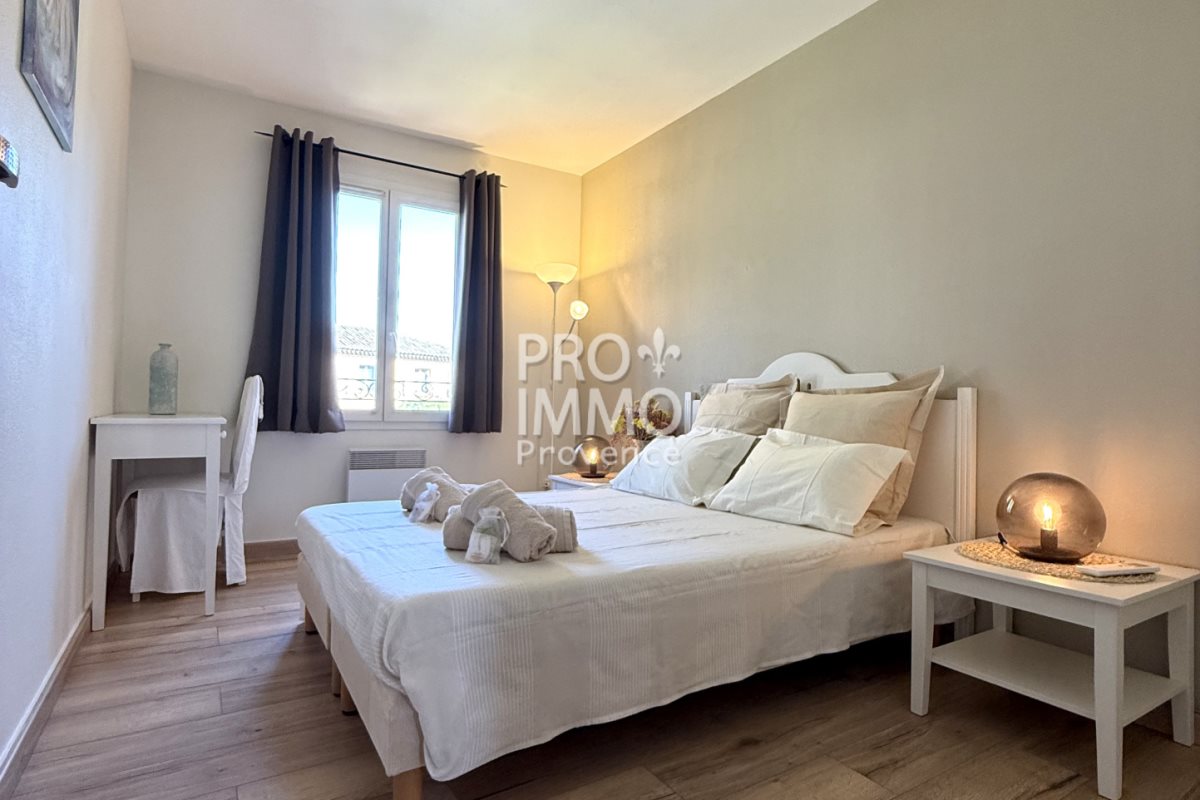 Maison à louer, 85m², Mallemort