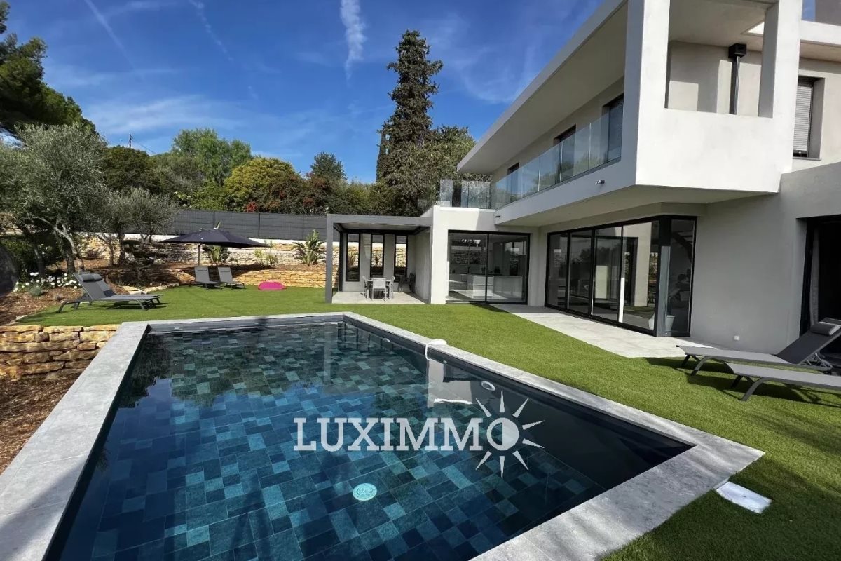 Maison à louer, 200m², Valbonne