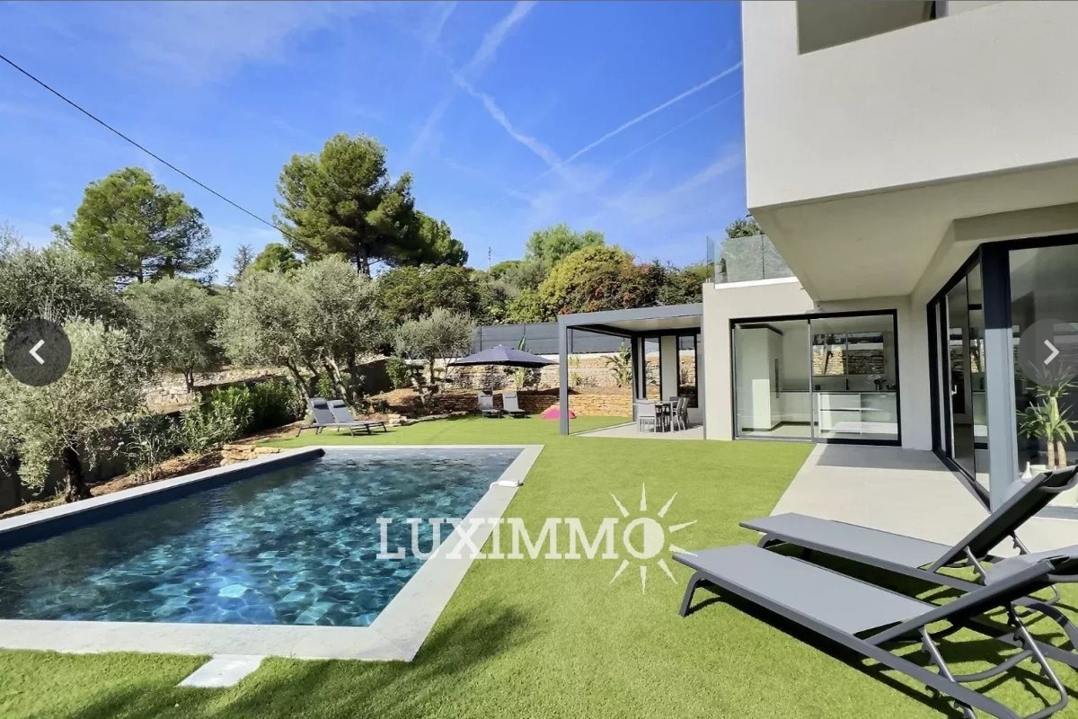 Maison à louer, 200m², Valbonne