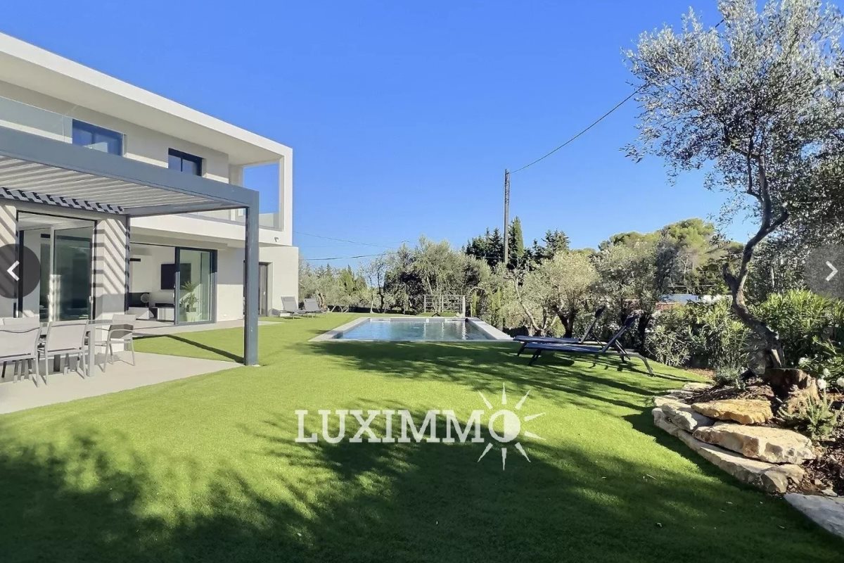 Maison à louer, 200m², Valbonne