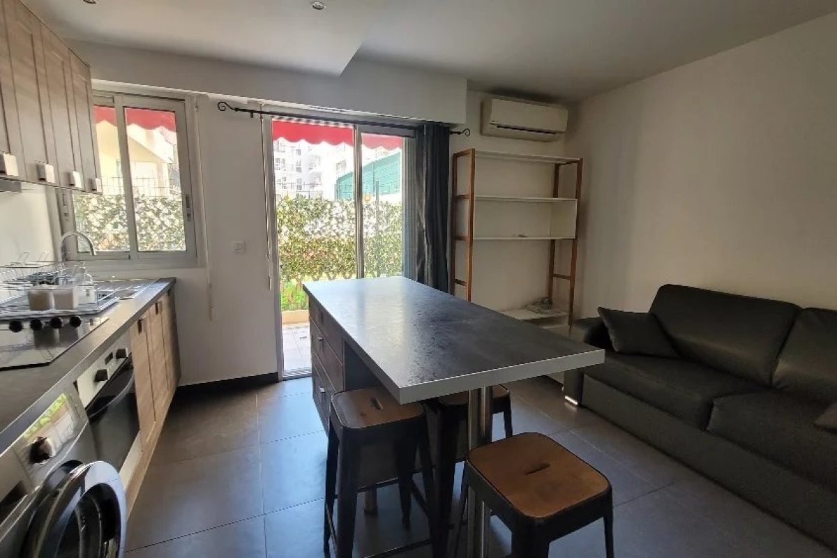 Appartement à louer, 23m², Nice