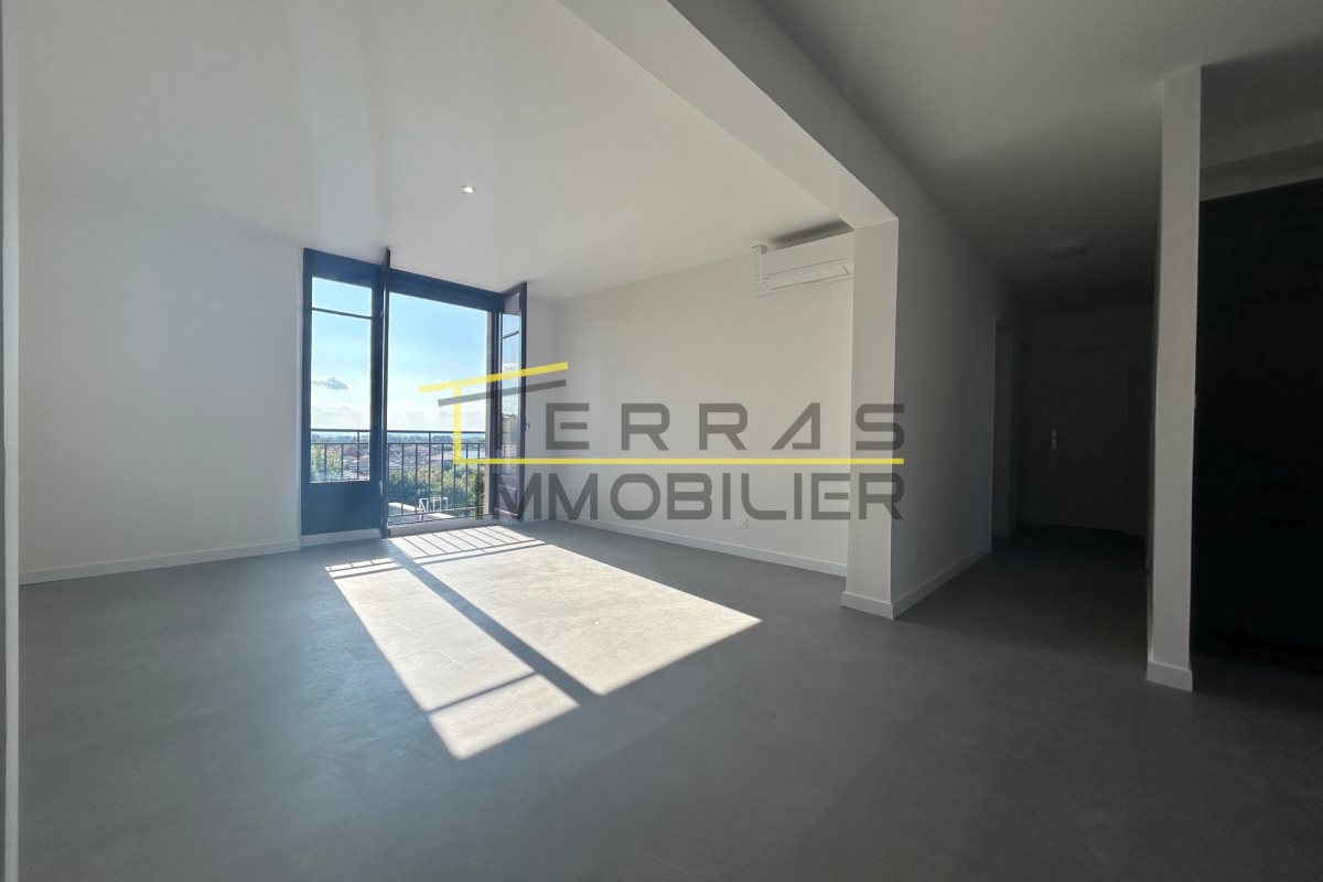 Appartement à vendre, 81m², Valréas