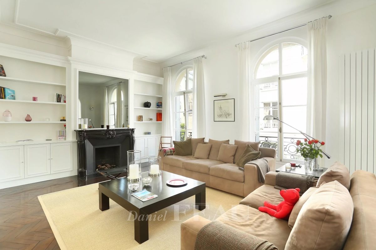 Maison à louer, 354m², Neuilly-sur-Seine